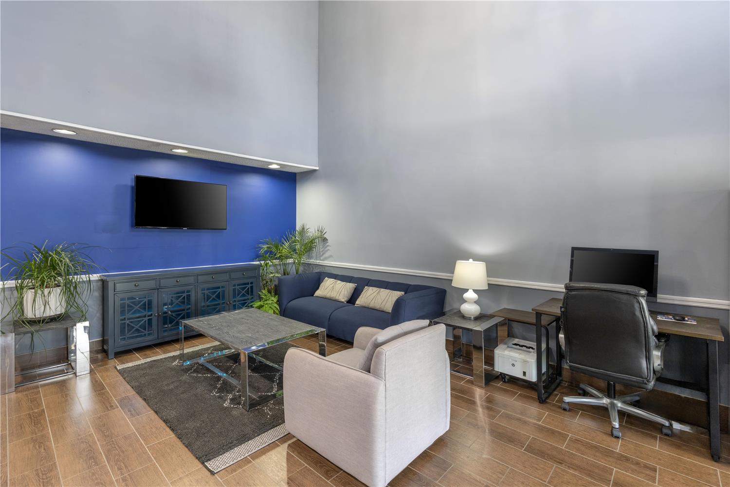 Surestay Plus Hotel By Best Western Asheboro 6/12