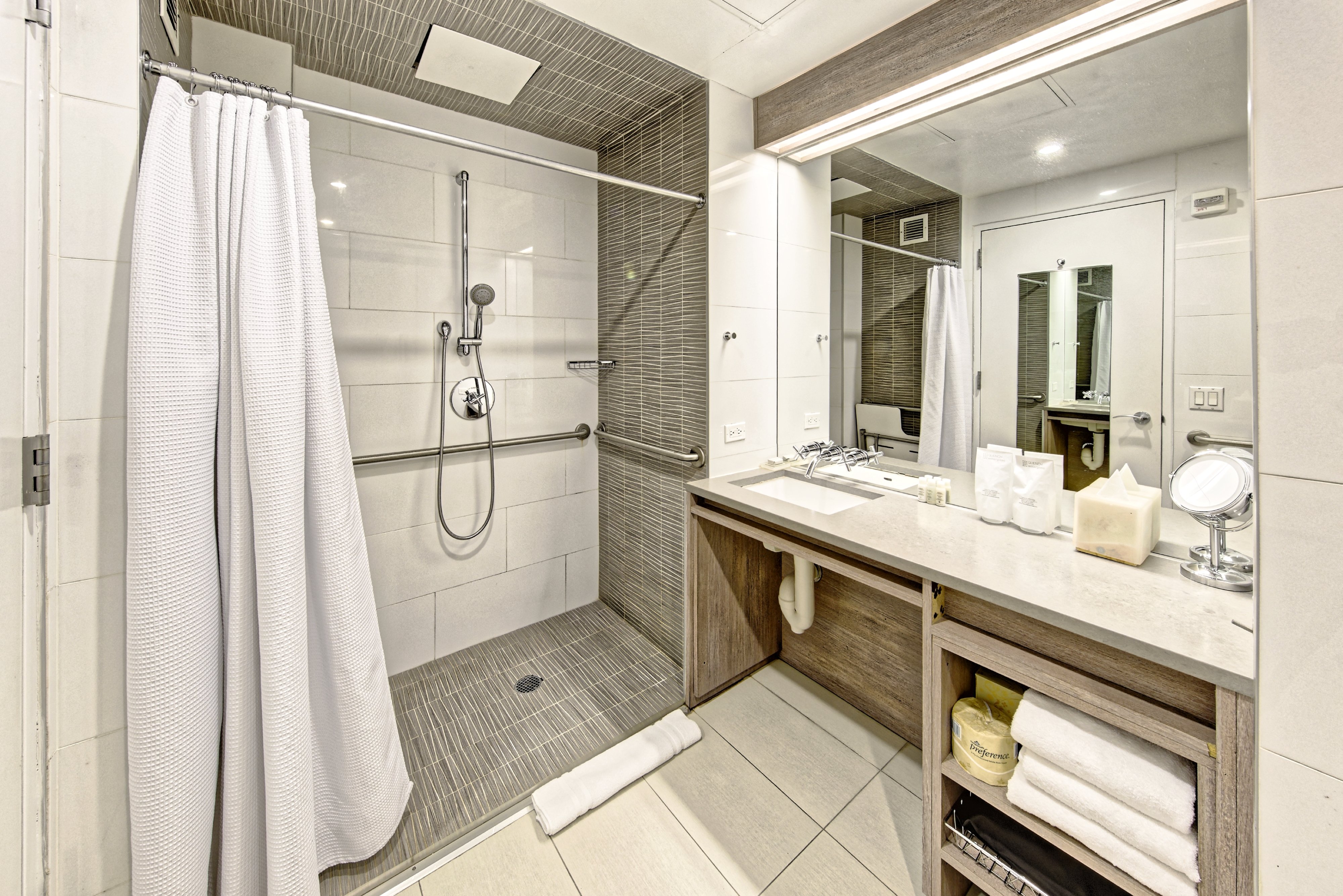 HOTEL INDIGO BROOKLYN 31/32
