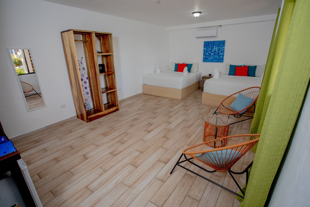 Hotel Los Farallones 55/70