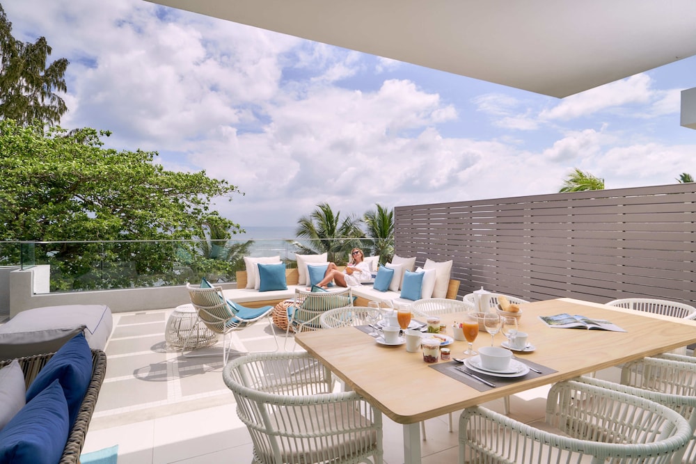 Les Estivales Beachfront Suites & Penthouses By Lo 33/48