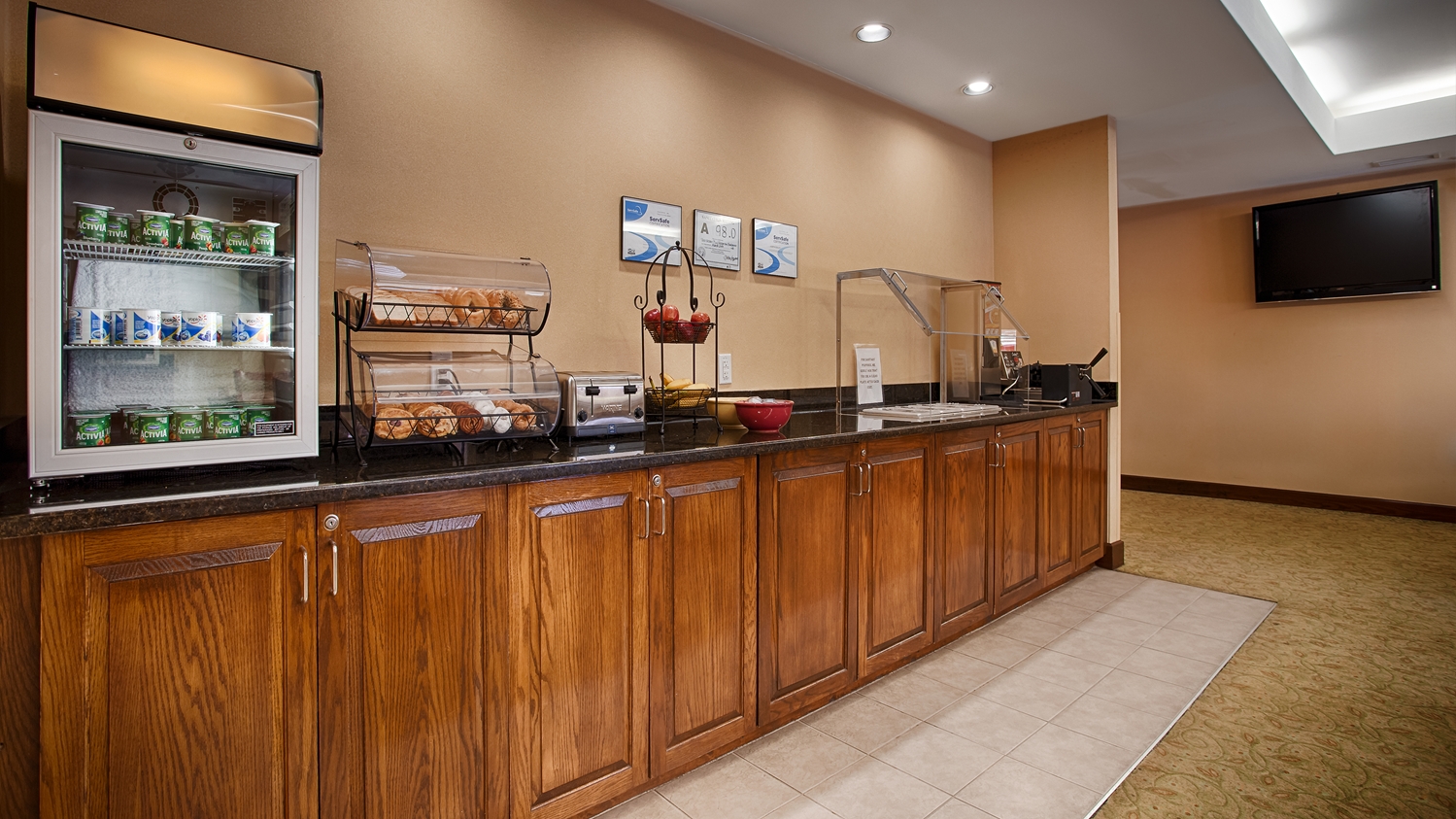 Best Western Plus Edison Inn 4/24