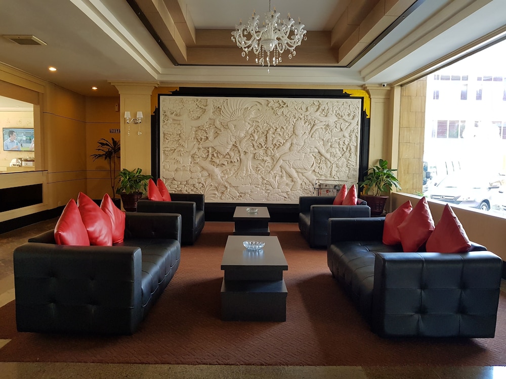 The K Hotel 42/48