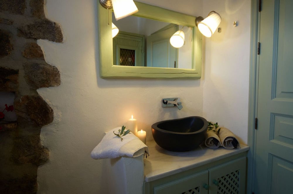 Patmos Exclusive Villas 48/50