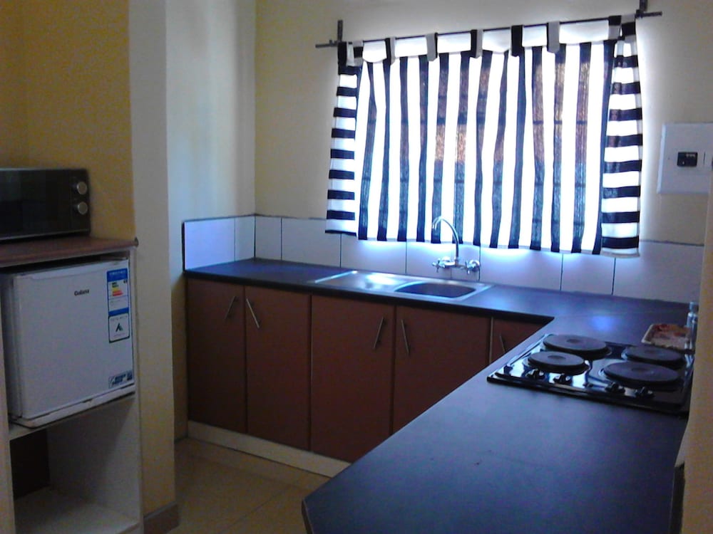 Pacific Conqueror Self Catering Units 22/32