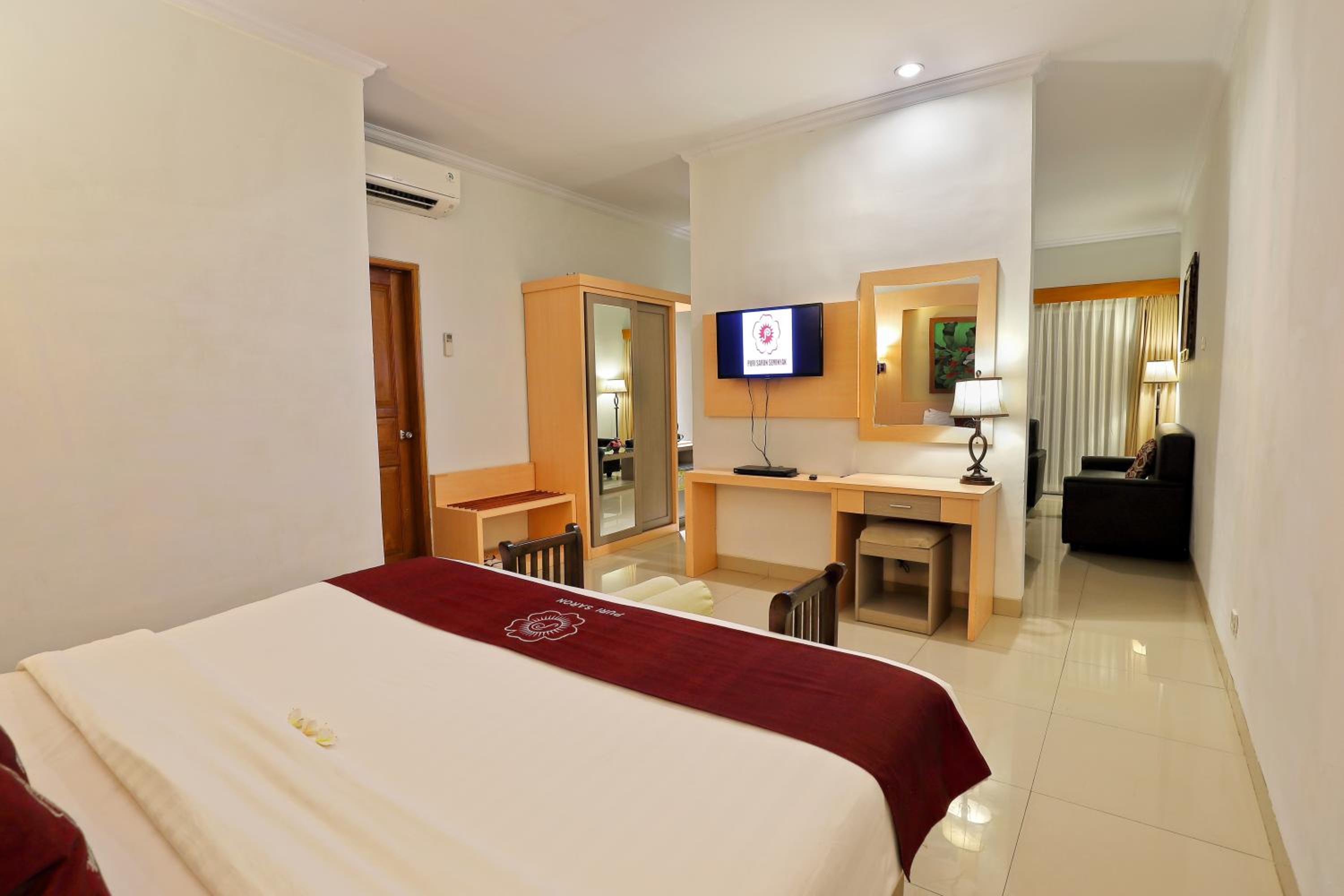 JUNIOR SUITE