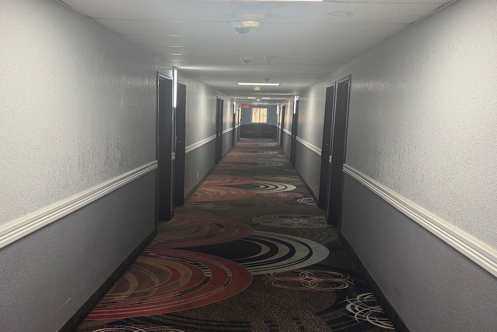 Coratel Inn & Suites Stillwater 18/47