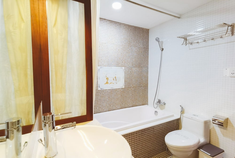 Duc Vuong Hotel 36/86