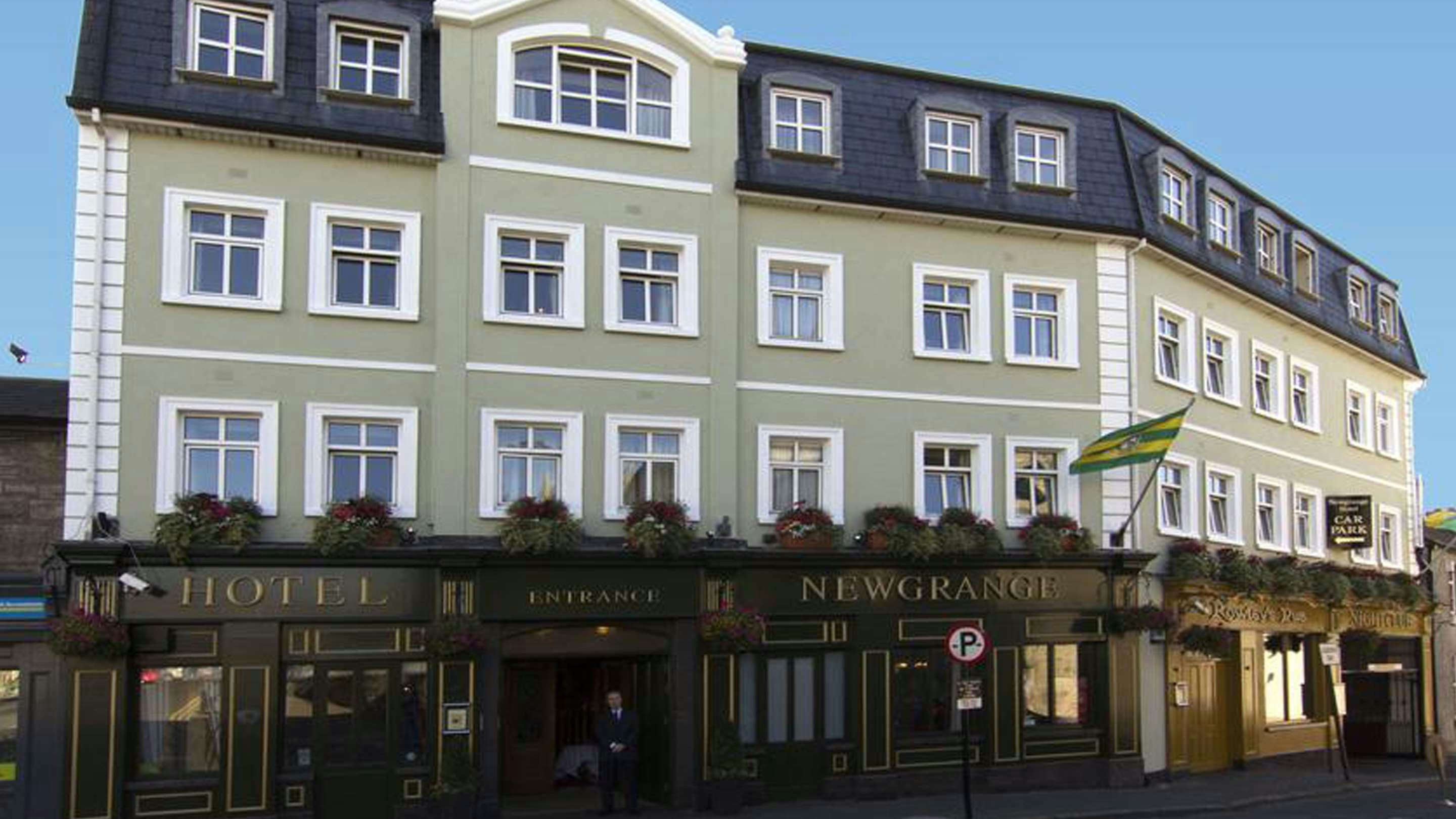 NEWGRANGE HOTEL 4/60