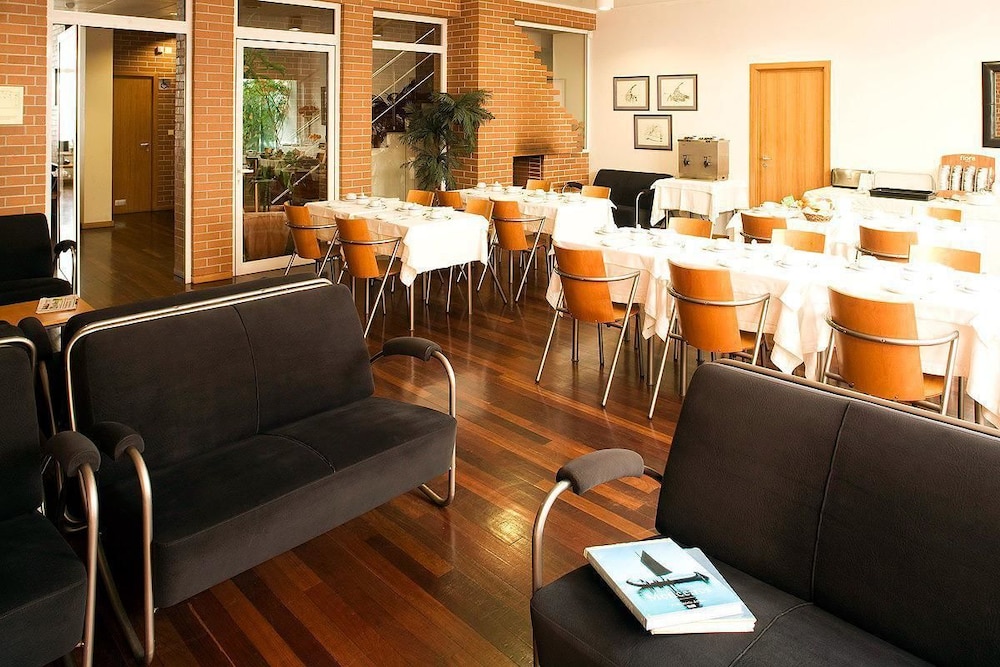 Costa Nova Hotel 38/50