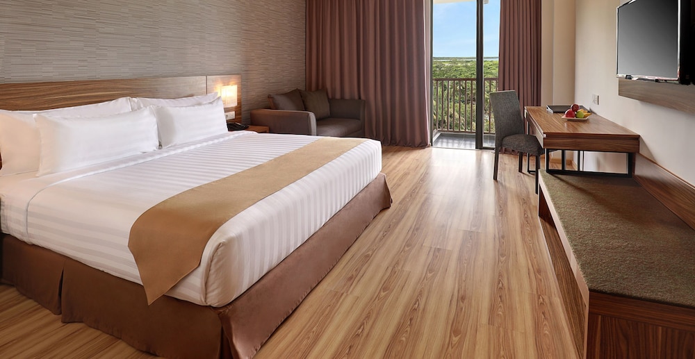 Swiss-Belhotel Sorong 10/36