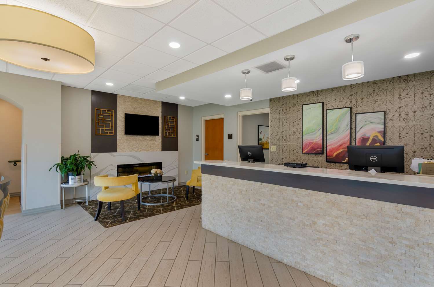 Best Western North Roanoke 3/36