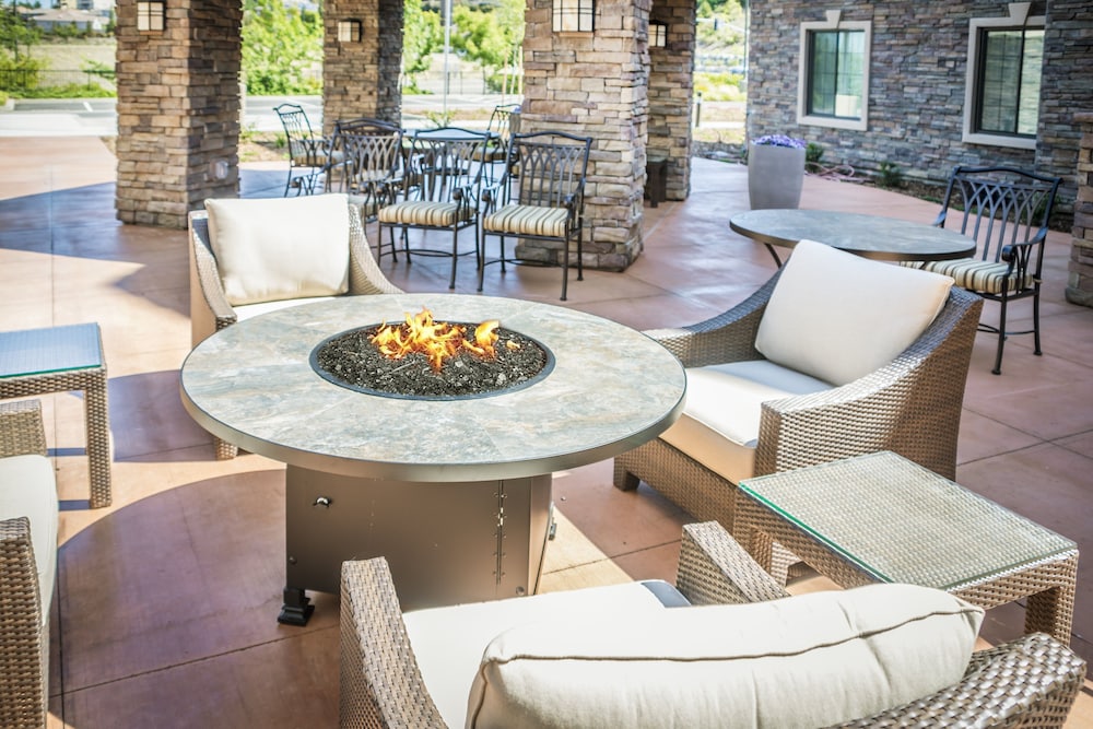 Staybridge Suites Sacramento - Folsom 60/79