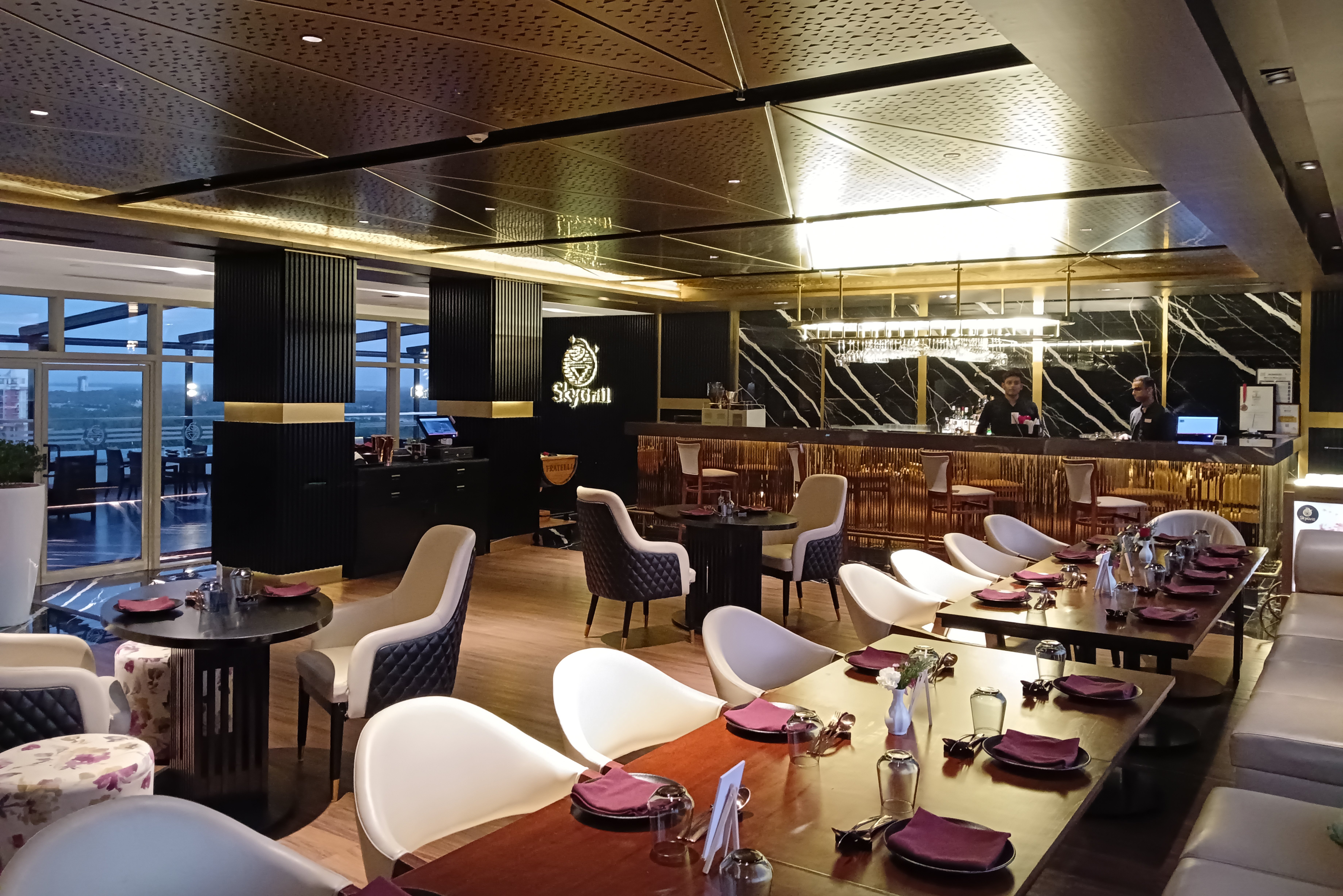 CROWNE PLAZA KOCHI 56/77