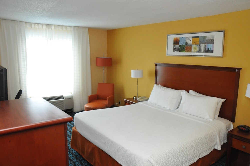 Wingate by Wyndham Dayton North 12/50