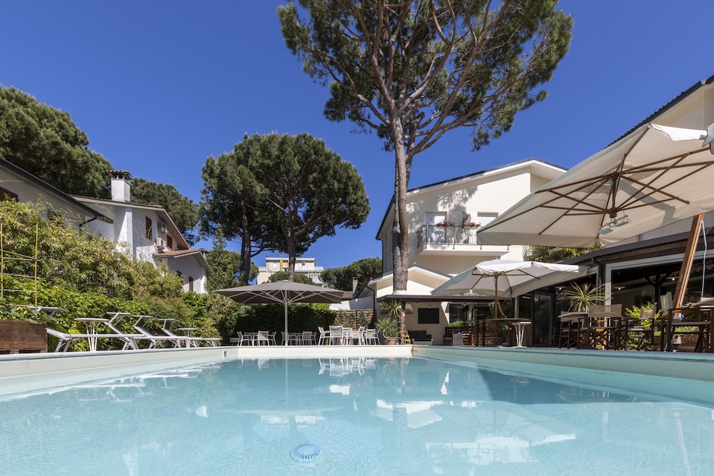 Hotel La Tavernetta 74/77