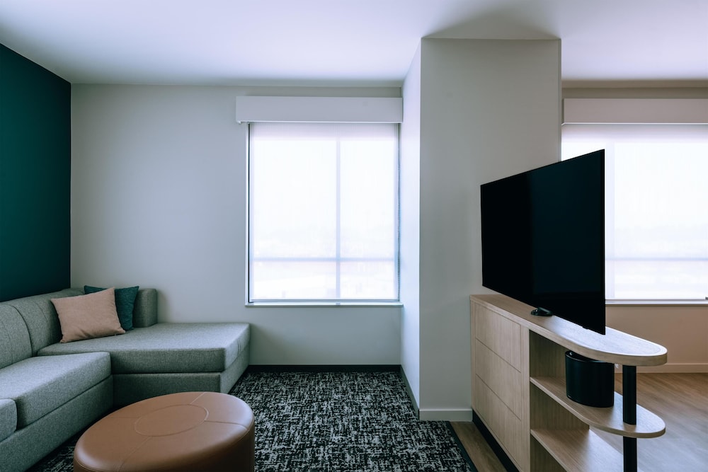 Hyatt House Ontario Airport 34/50
