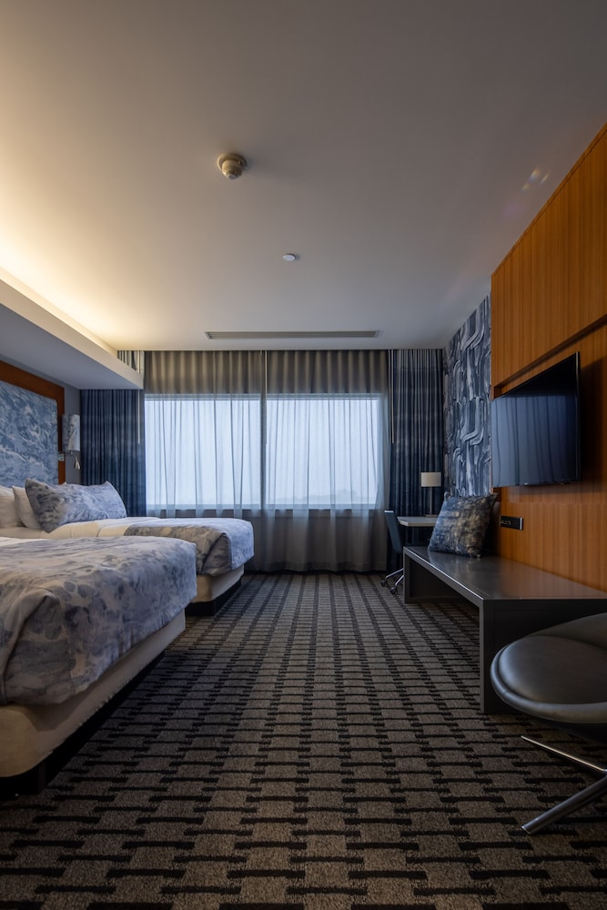 The Hotel at Kirkwood Center 19/65