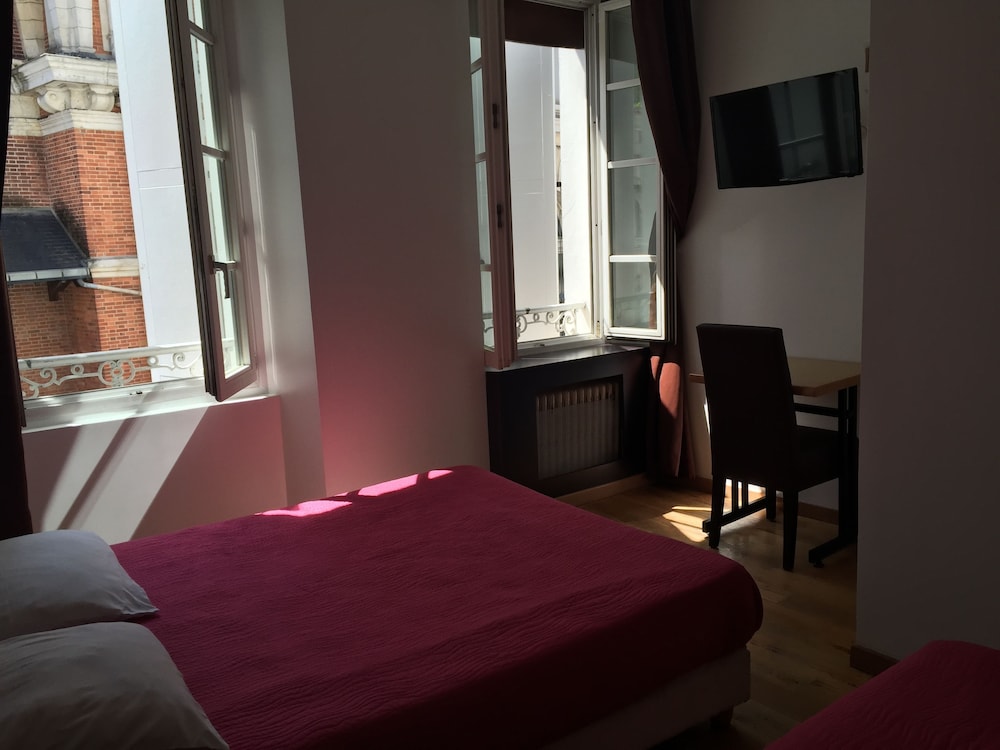 HOTEL BELLE FONTAINEBLEAU 14/56