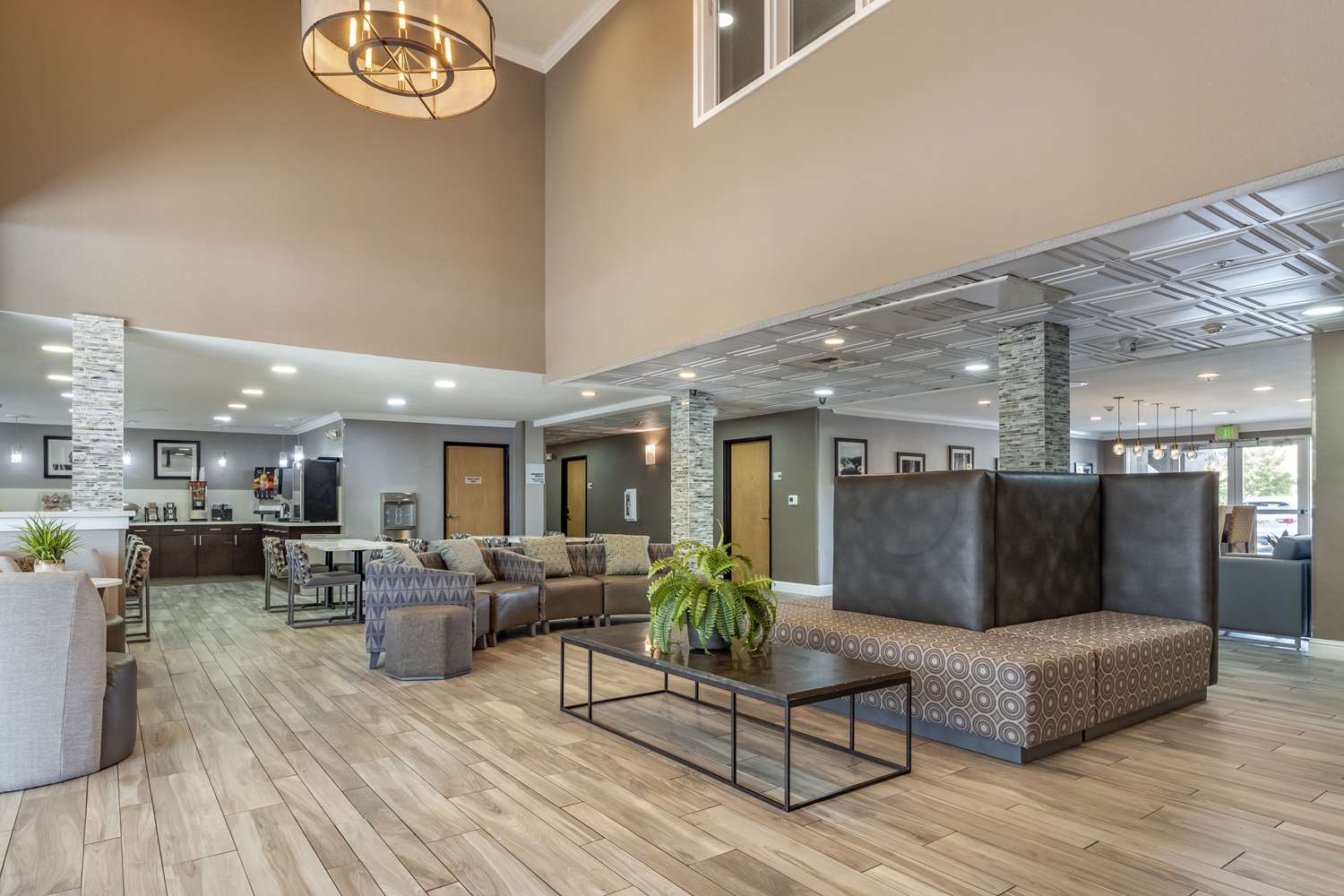 Best Western Plus Vineyard Inn 29/45