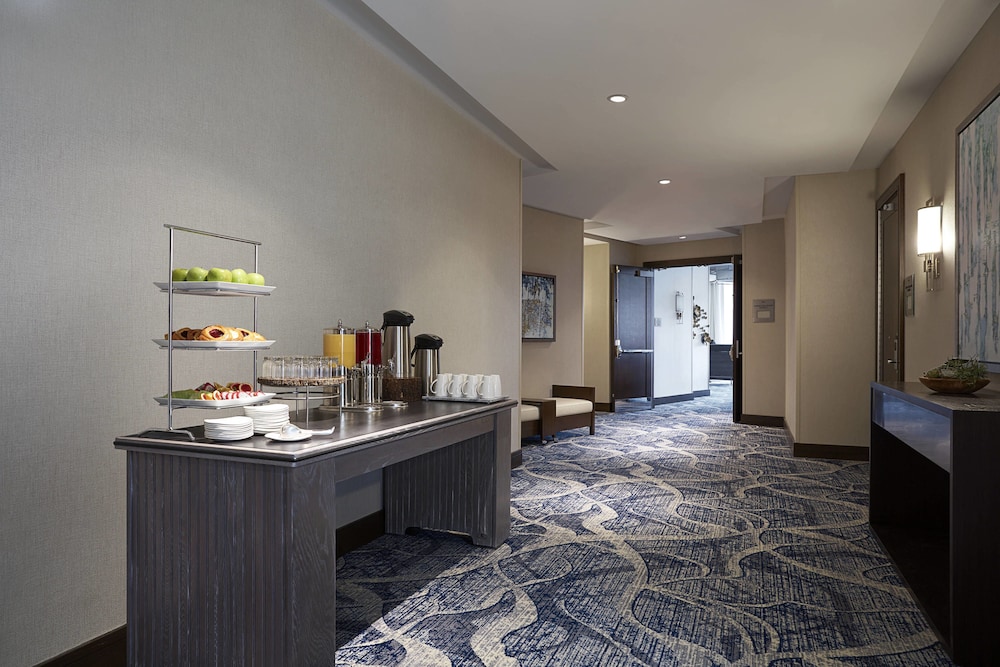 Ithaca Marriott Downtown On the Commons 12/41