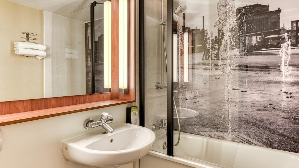 Campanile Biarritz 62/65