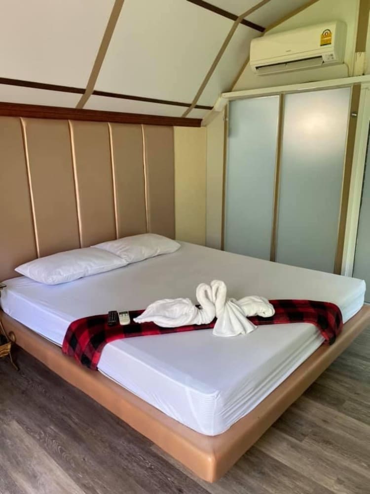 Kurina Hotel 13/30