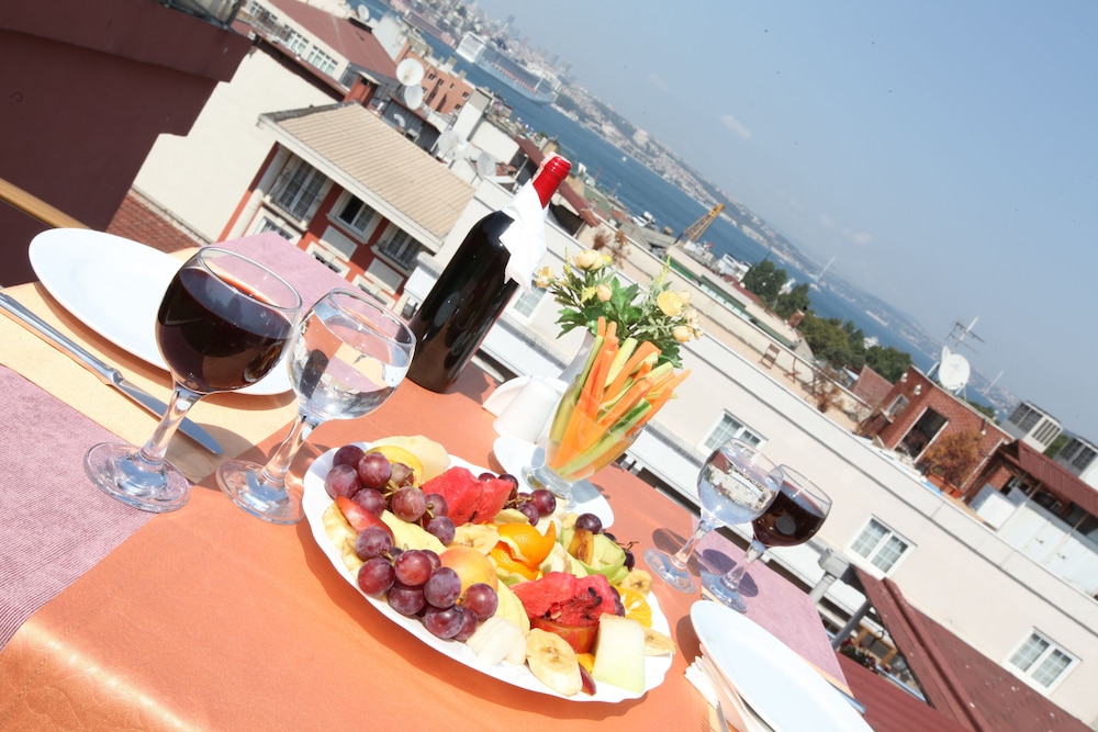 Sirkeci Park Hotel 52/68