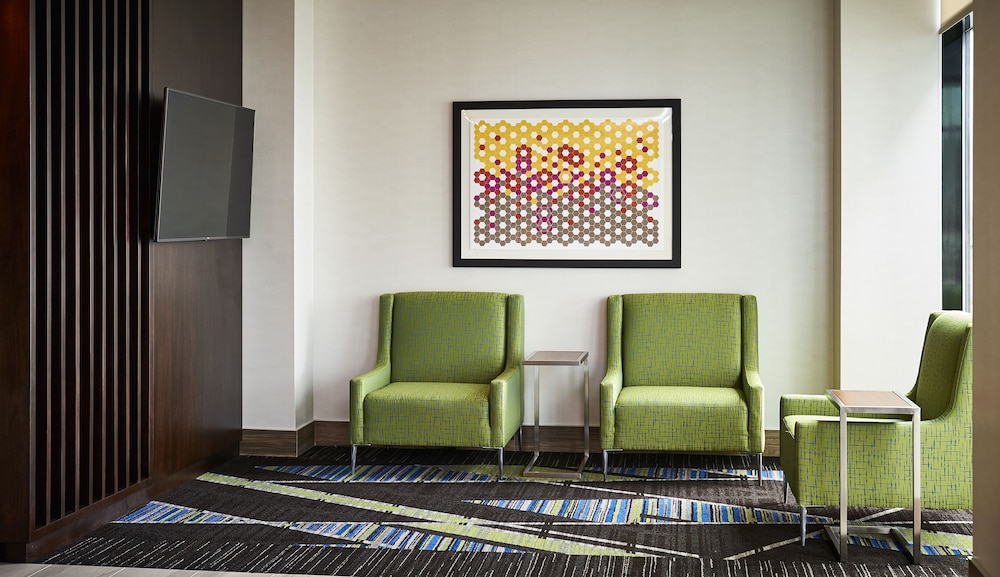 Holiday Inn Express And Suites Brantford 41/66
