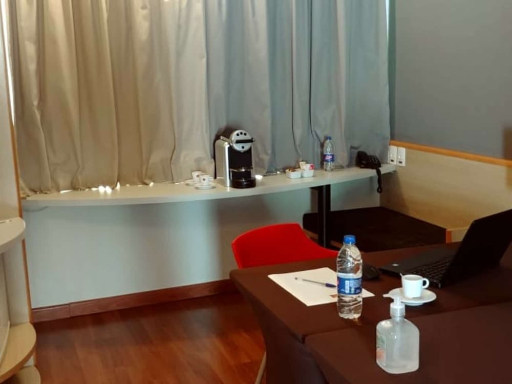 Slim Hotel Campinas 50/63