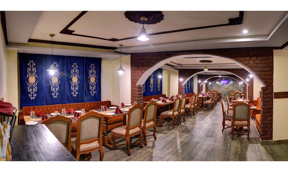 Summit Hermon Hotel & Spa 42/48