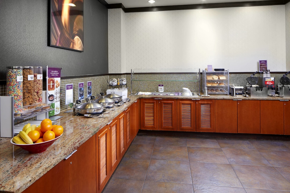 Residence Inn by Marriott San Antonio Six Flags at The Rim 15/25