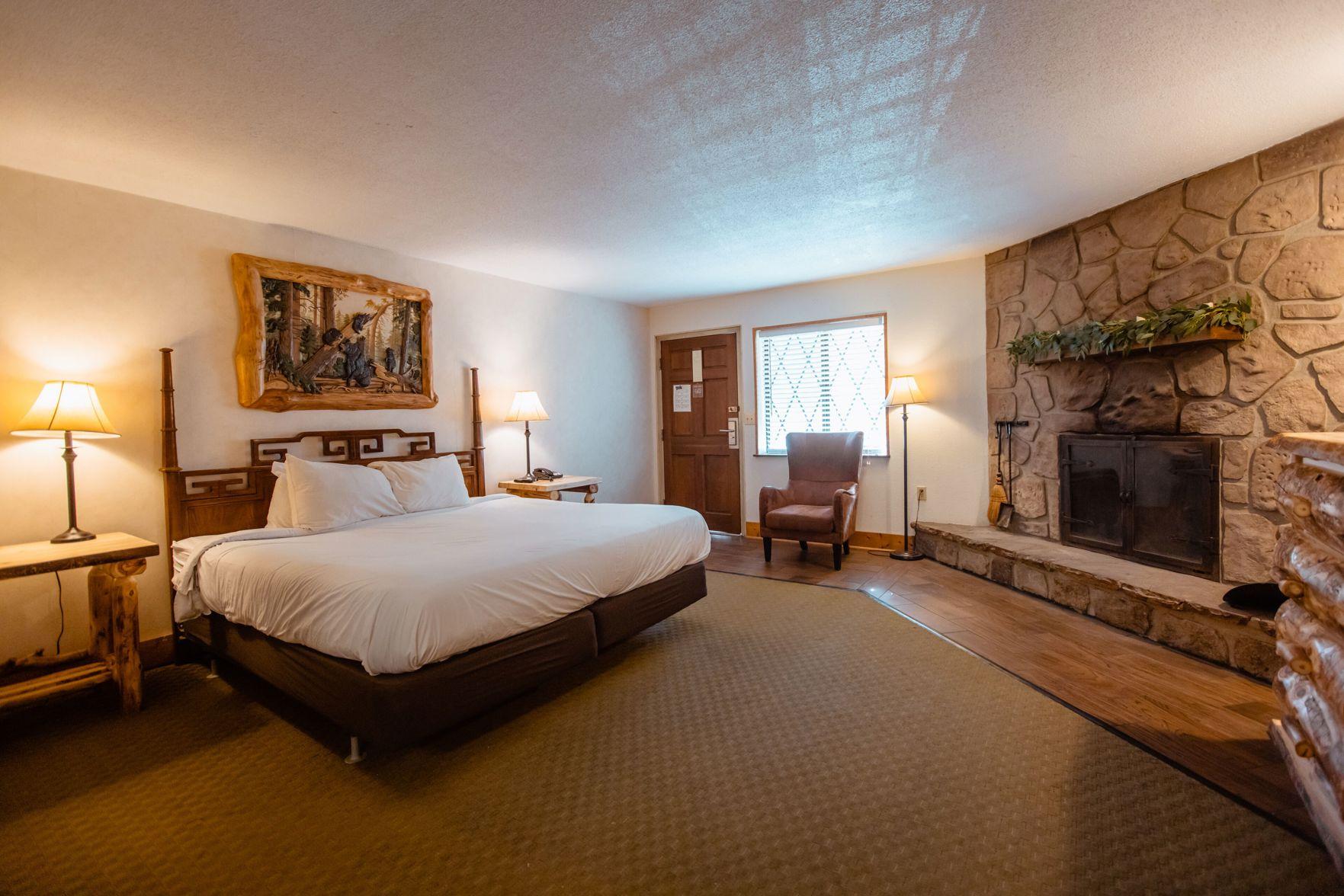 HONEYMOON, SUITE