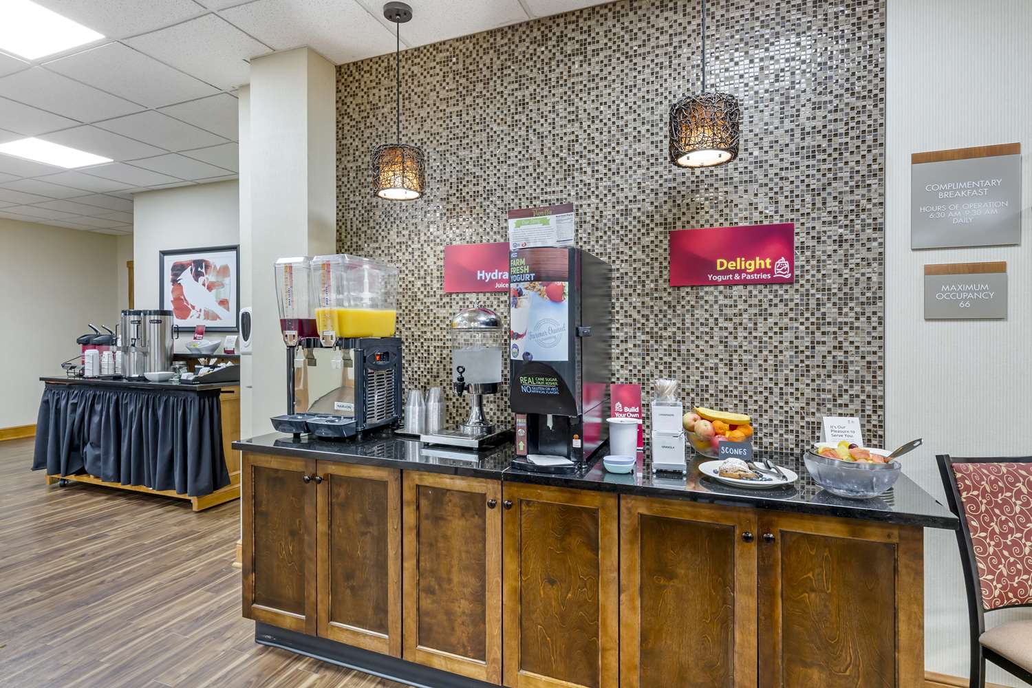 Best Western Plus Dutch Haus Inn And Suites 10/48