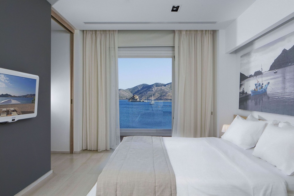 Patmos Aktis Suites And Spa 25/86