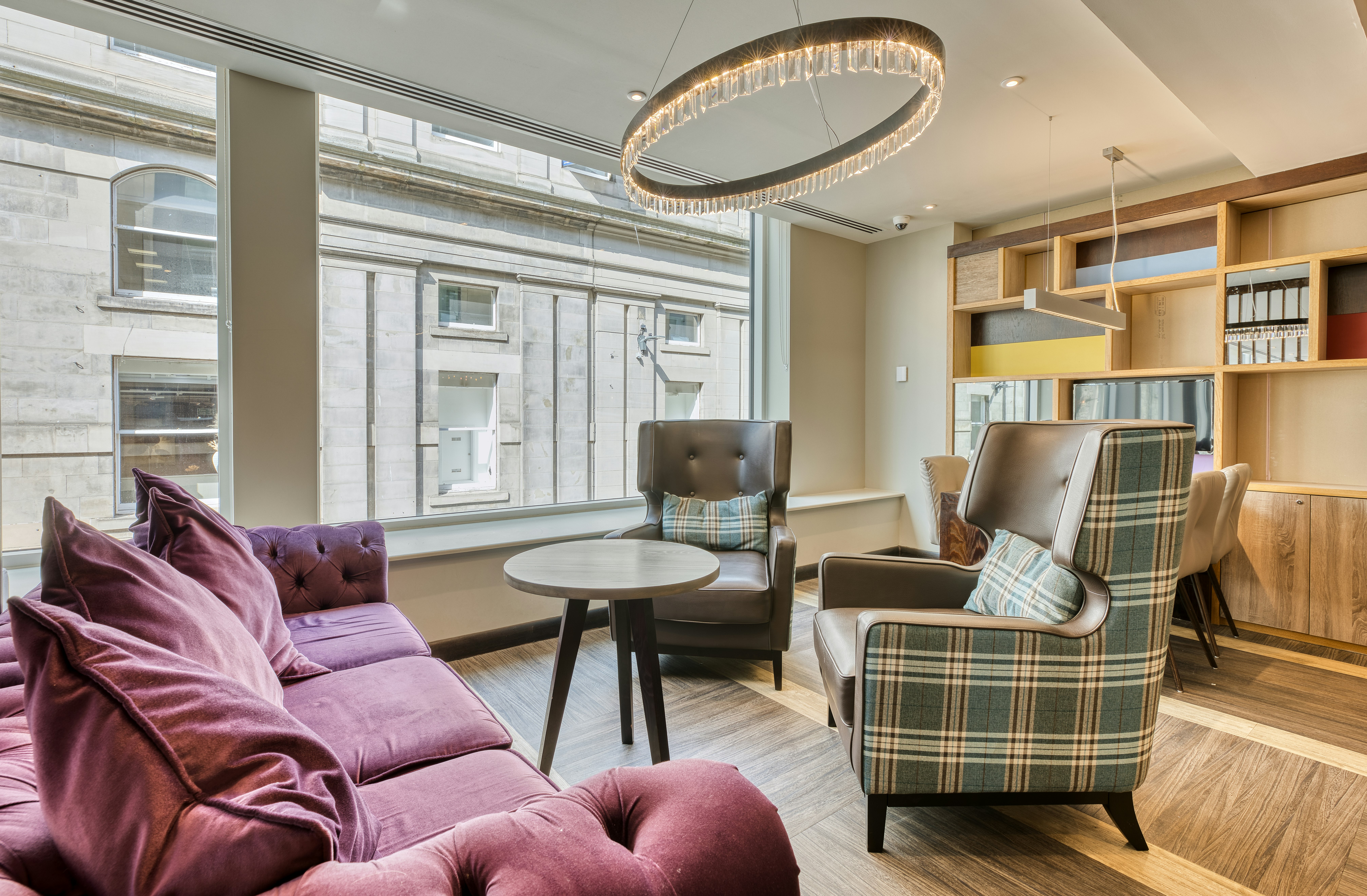 Premier Inn Edinburgh City Centre (Waverley) Hotel 24/34