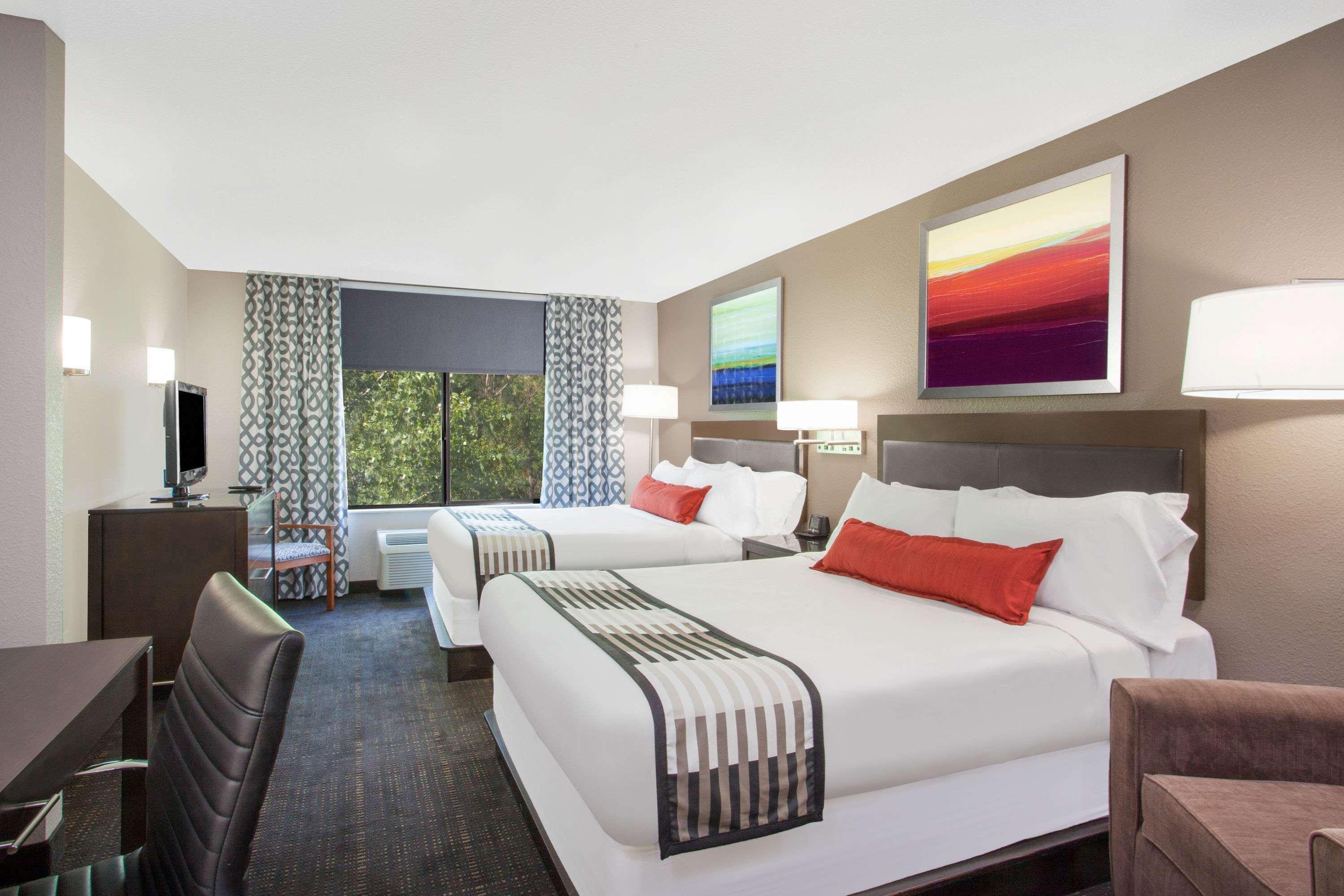 Room, 2 Queen Beds