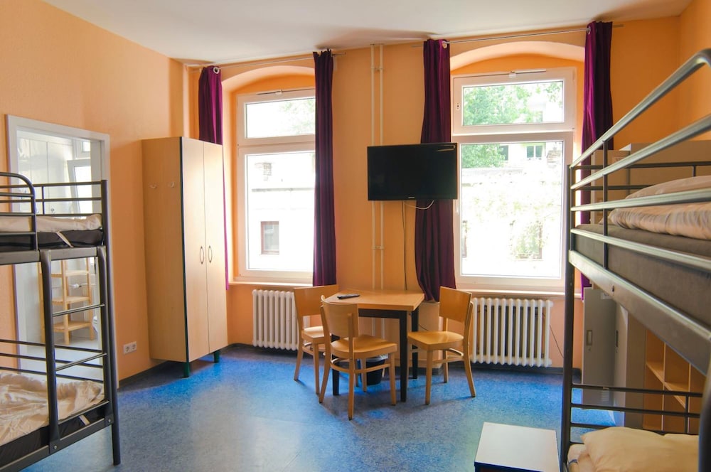 Happy Hotel Berlin 39/50
