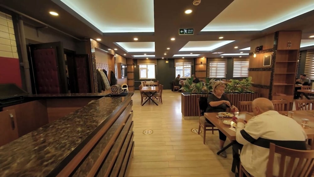 Sapran Deluxe Hotel 41/50