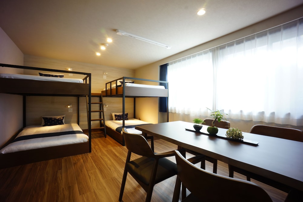 RoNa Hotel 14/25