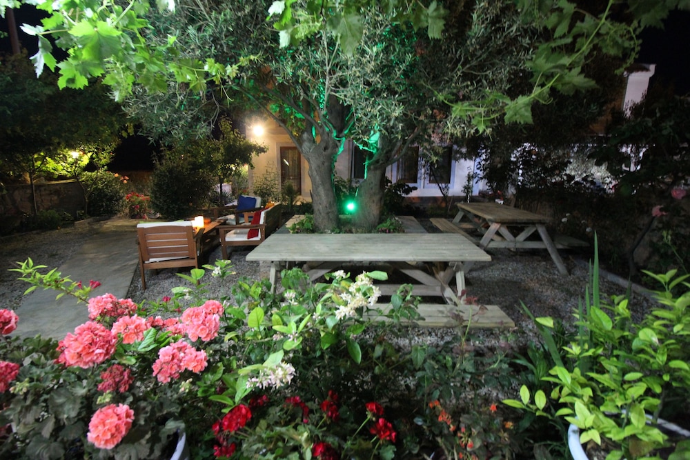 Alize Otel 35/46