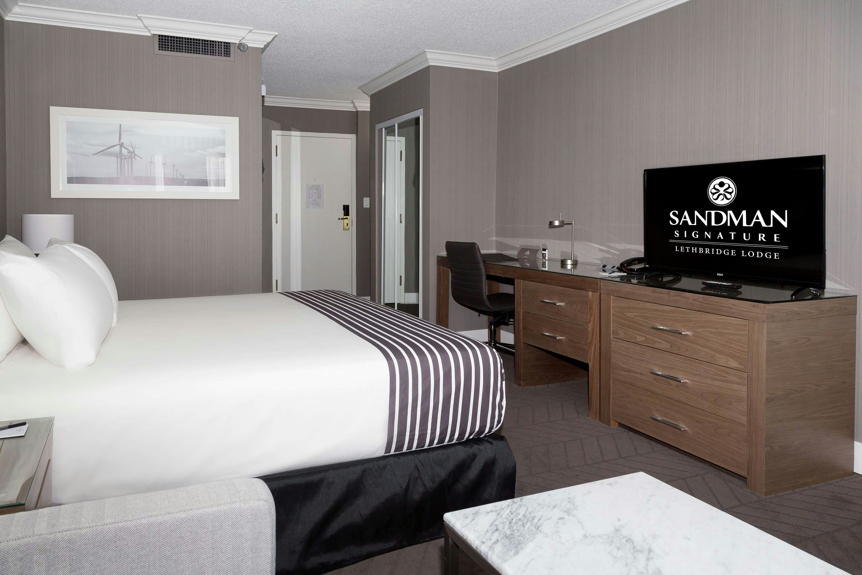 Sandman Signature Lethbridge Lodge 8/47
