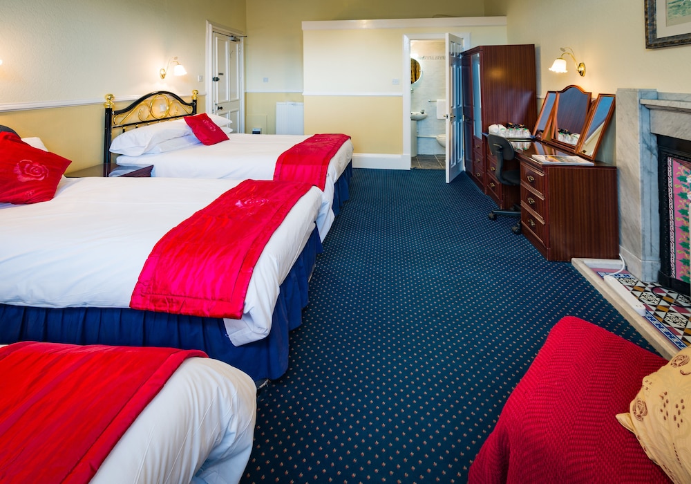 Strathallan Guest House 25/50