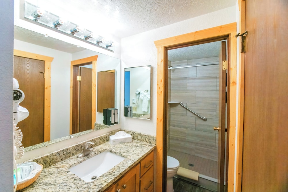 Timbers at Island Park Village Resort 59/59