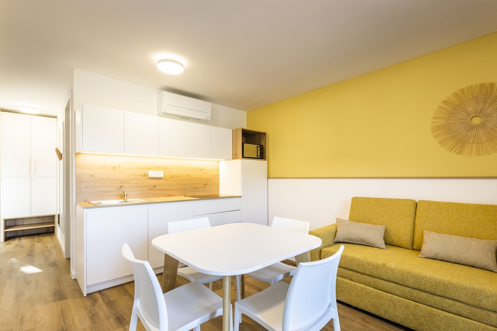 Salinera Apartments 48/64