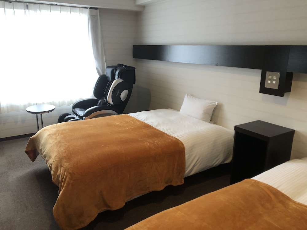Green Rich Hotel Hamada Ekimae 20/61