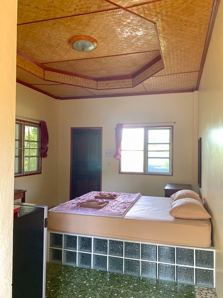 Koh Chang Hut Hotel 31/51