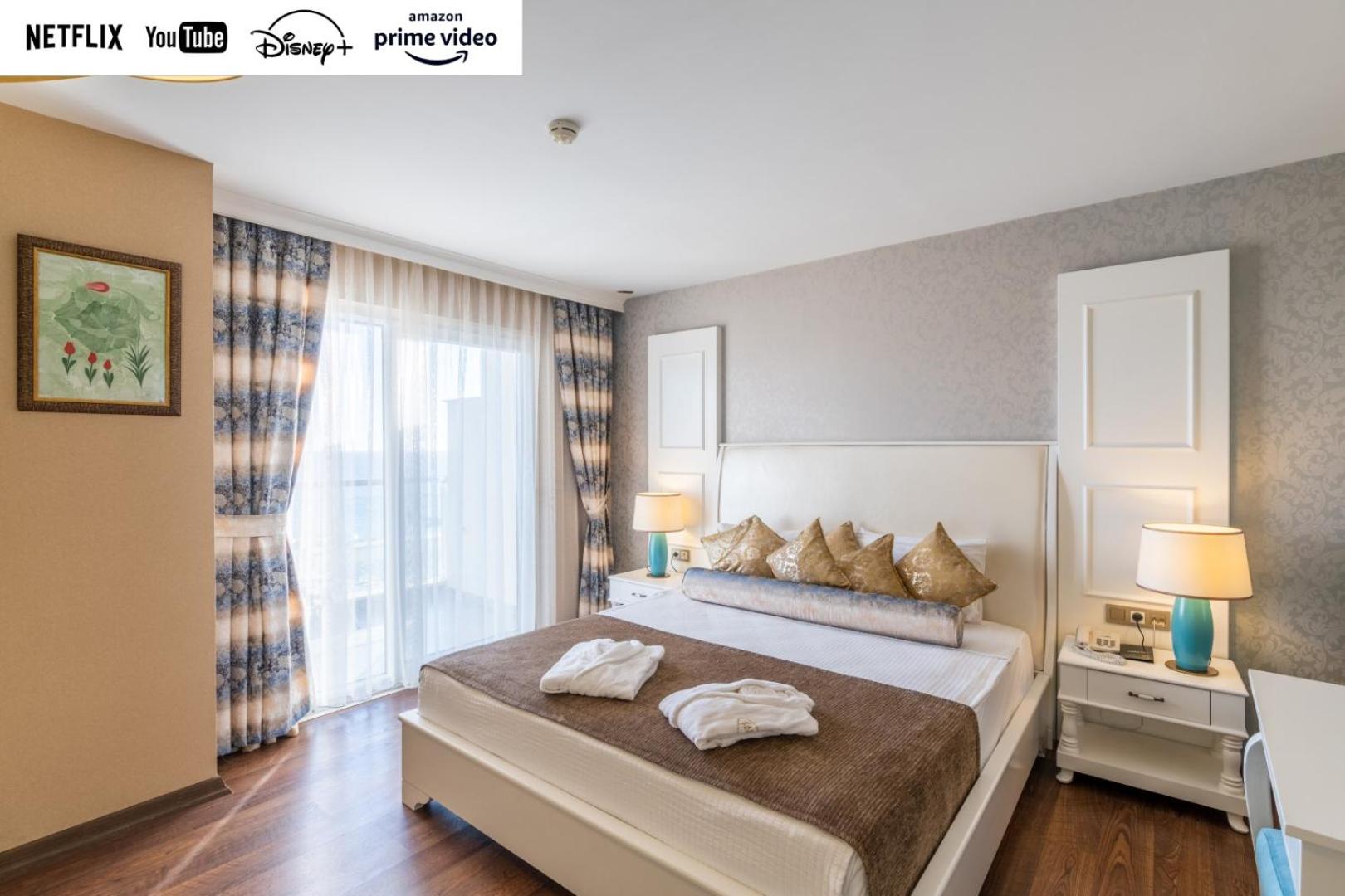 Serenity, Suite, Sea View