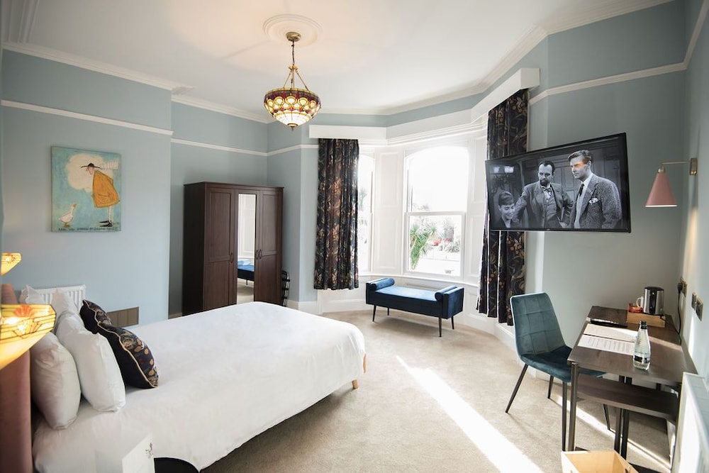 The Elizabeth House Hotel 6/58