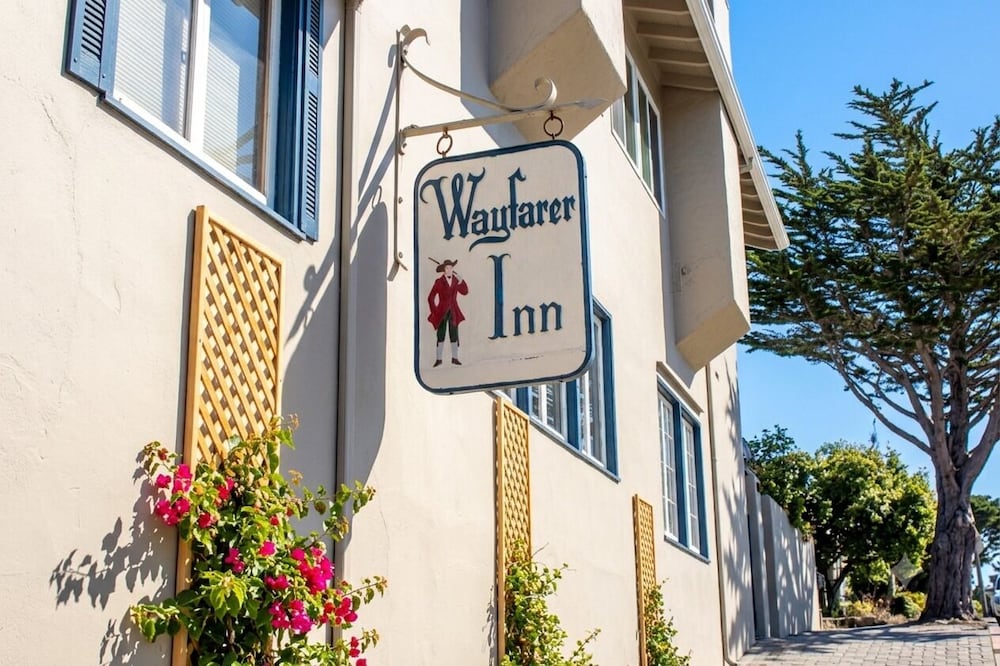 Carmel Wayfarer Inn 42/50