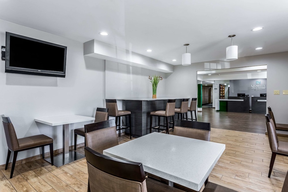 Quality Inn and Suites El Paso I-10 39/43